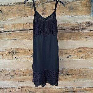 Miss Emmy Vintage Black Lace Trimmed Midi Nylon Slip Size 32